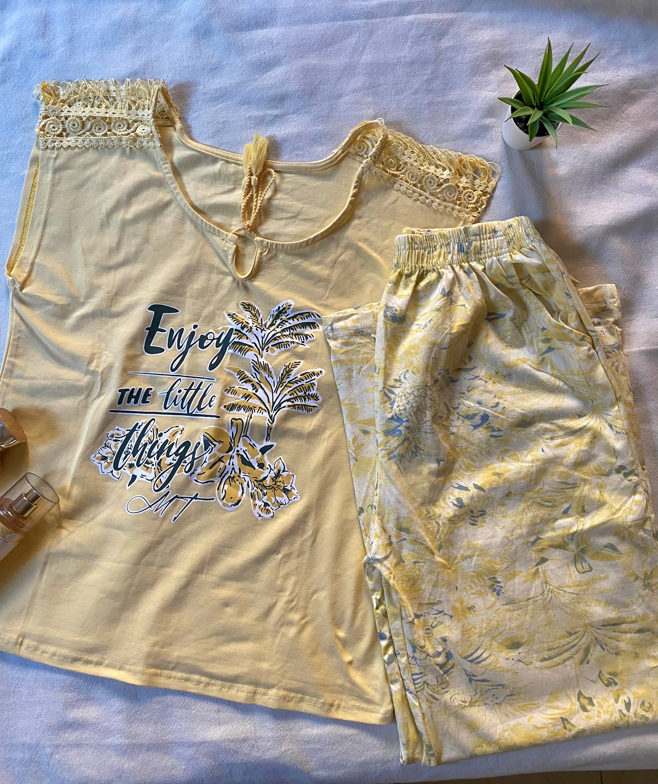 Yellow flowers pajama