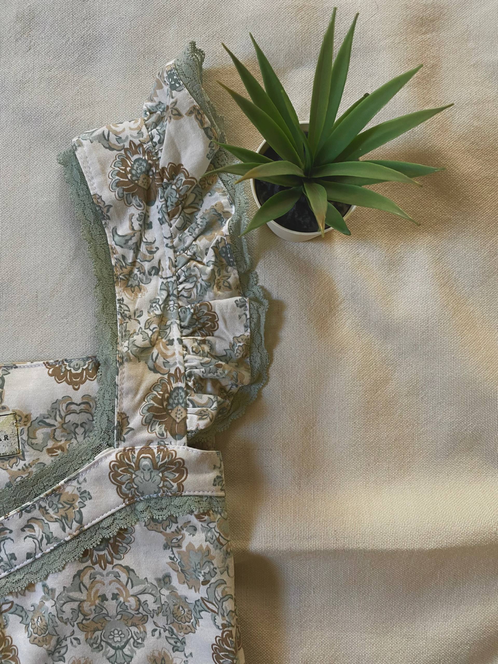 Damask summer cash