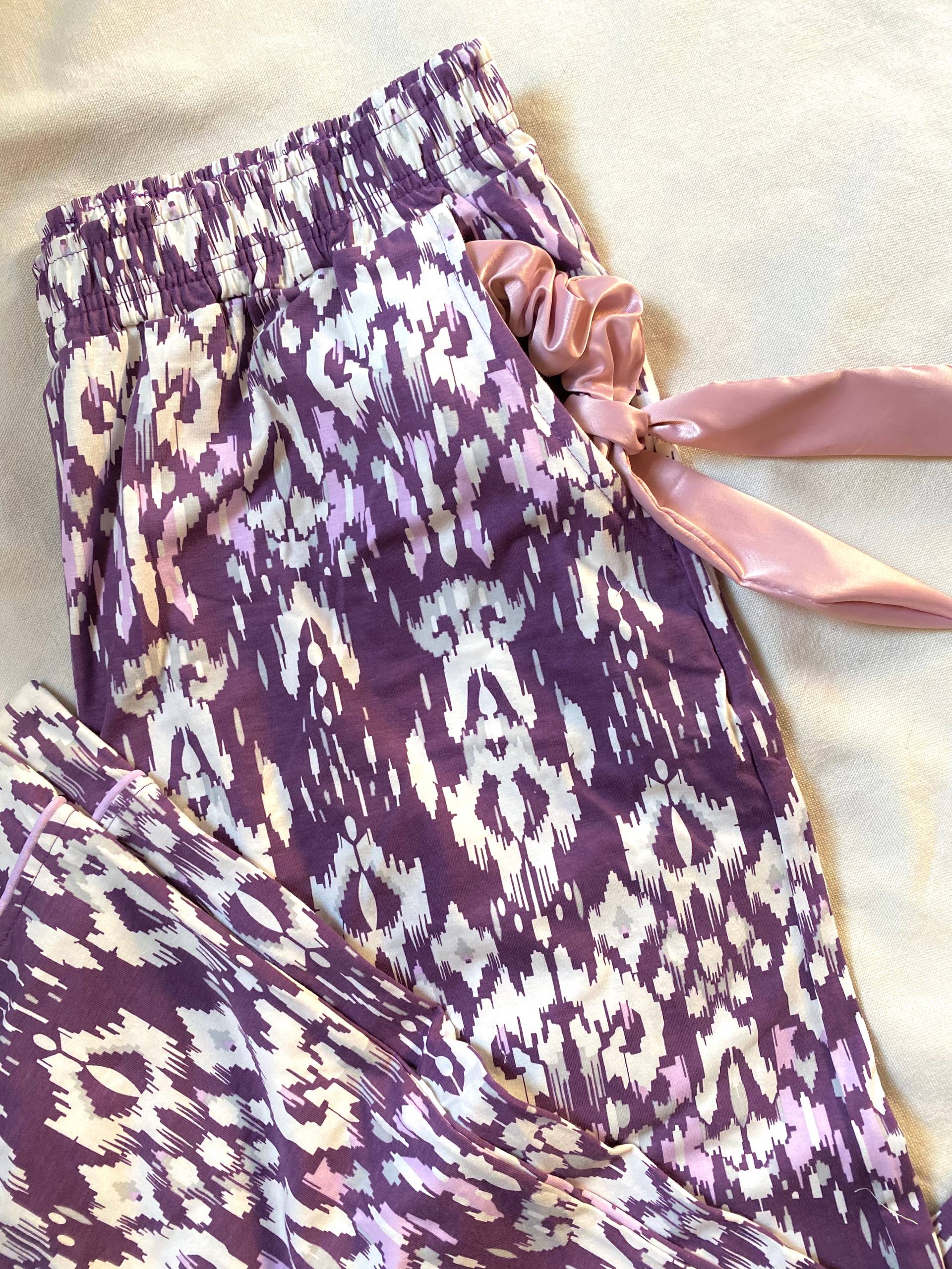 Ikat violet pajama