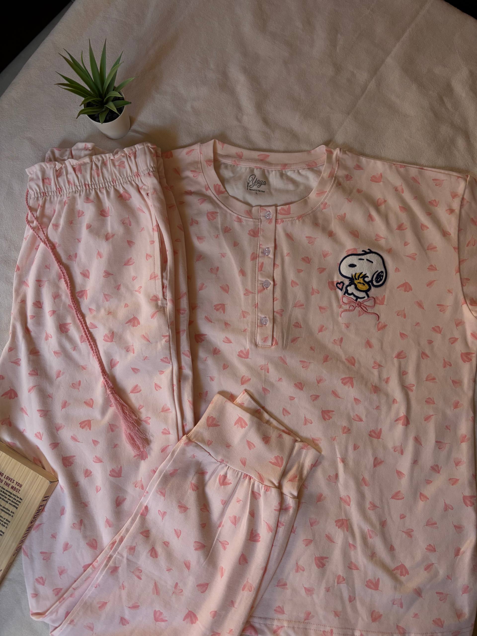 Pink snoopy